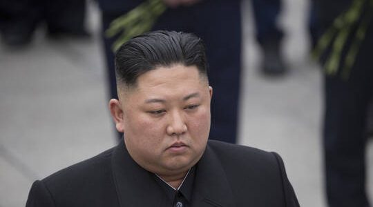 الولايات المتحدة واليابان وكوريا الجنوبية تصدر بيانا بشأن المواجهة مع كوريا الشمالية