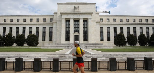 عاجل خبير “الاحتياطي الفيدرالي سيحارب ارتفاع الأسواق أكثر من اللازم”