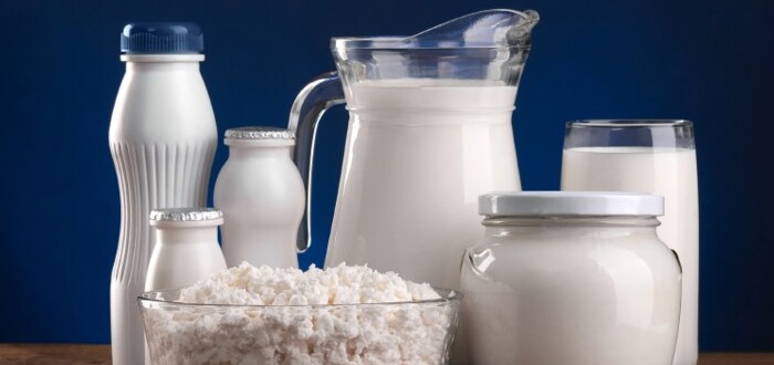 ما الفرق بين الحليب المبستر والحليب المعقم؟
