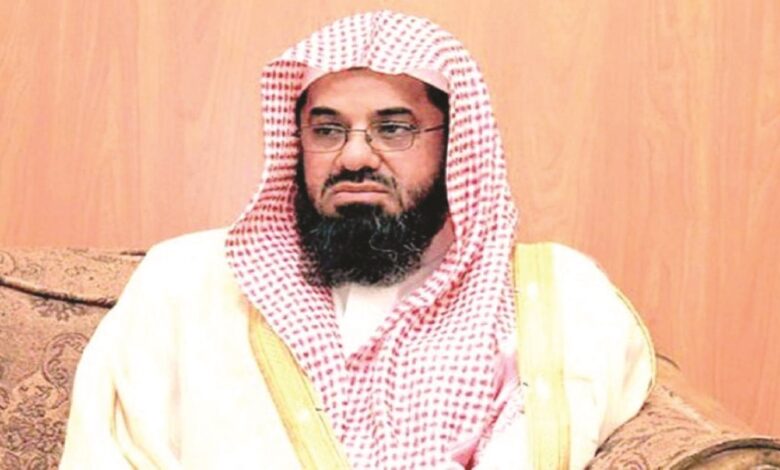 سبب استقالة الشيخ سعود الشريم من إمامة الحرم المكي